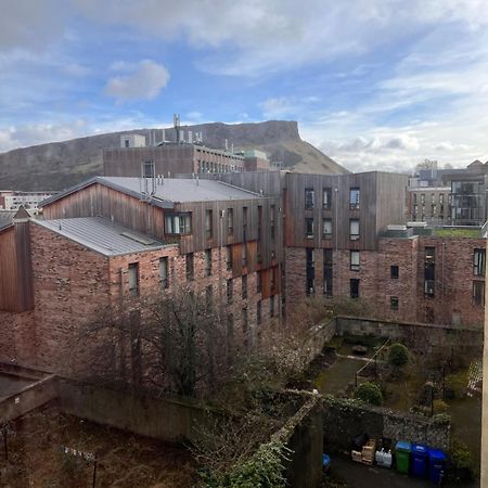 Crags View Apartment On The Royal Mile Edynburg Zewnętrze zdjęcie