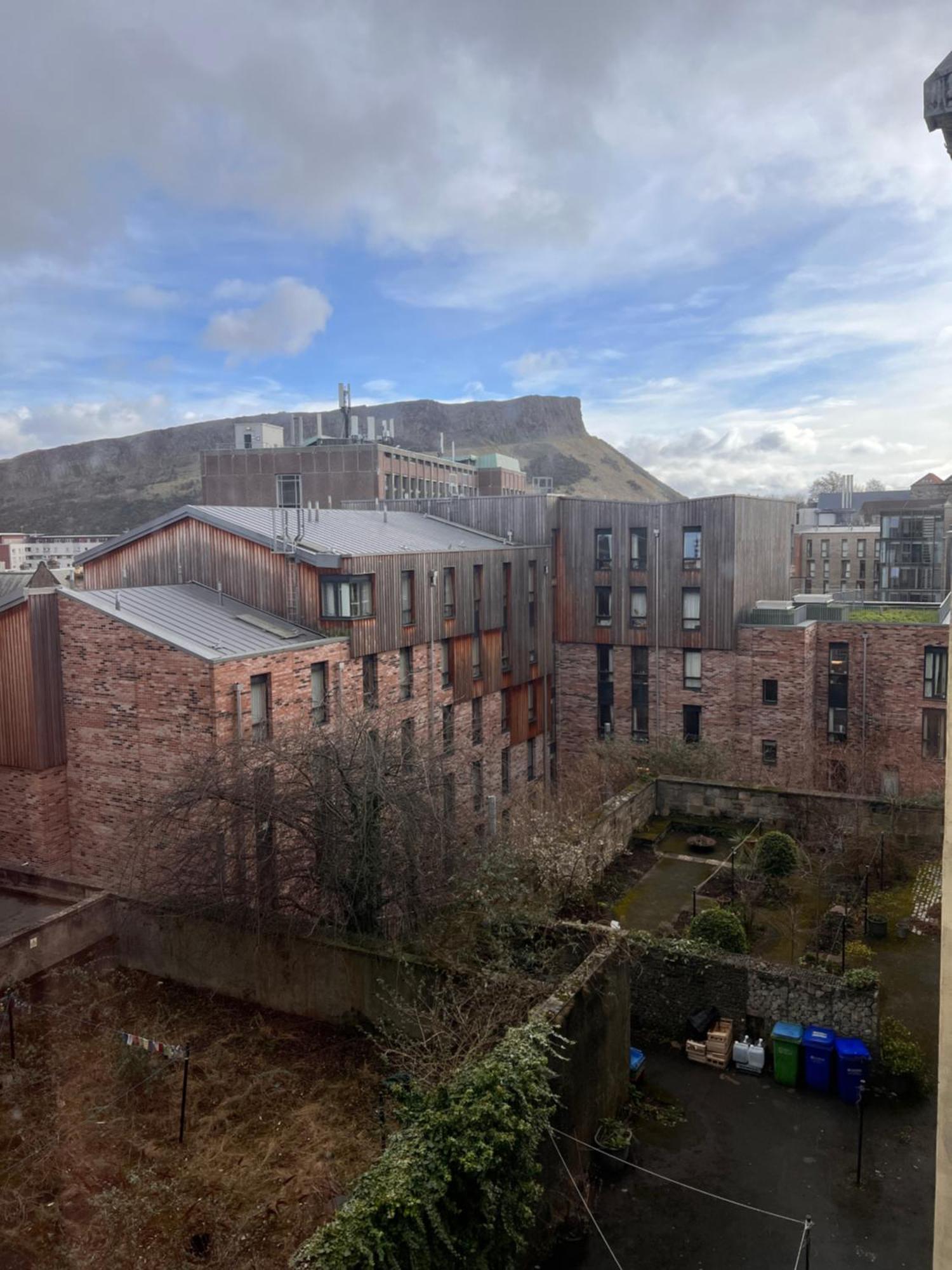 Crags View Apartment On The Royal Mile Edynburg Zewnętrze zdjęcie